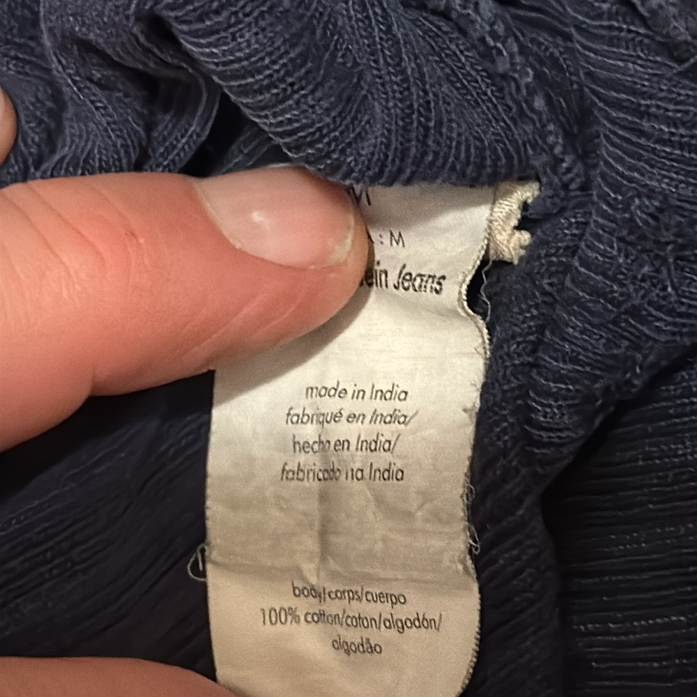 CALVIN KLEIN 1/4 zip Sweater. Size Medium - Picture 11 of 11